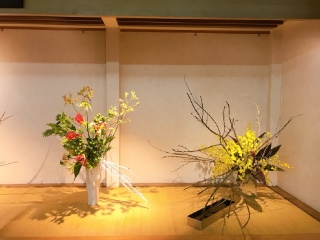 2�{�����e�B�A�̉ԁ@���l�s����