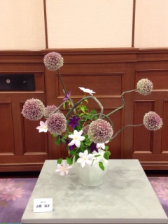 2015�N���Ɍ����� �ԓW